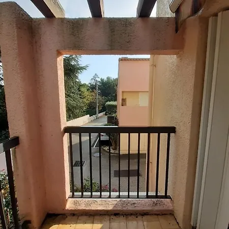 Appartement Studio Rénové Bord De Mer
